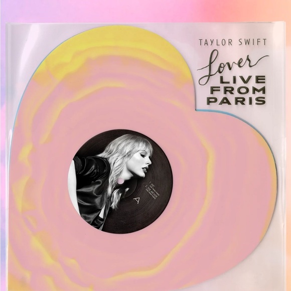 Taylor Swift Lover (Live From Paris) Heart Shaped
Vinyl (2025) - Picture 6 of 11